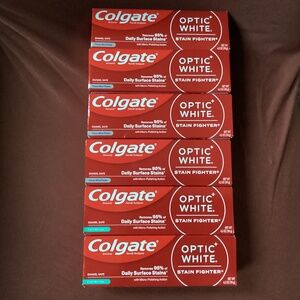 Colgate Optic White Stain Fighter Toothpaste Bundle 4.2 oz each Expiration: 2027
